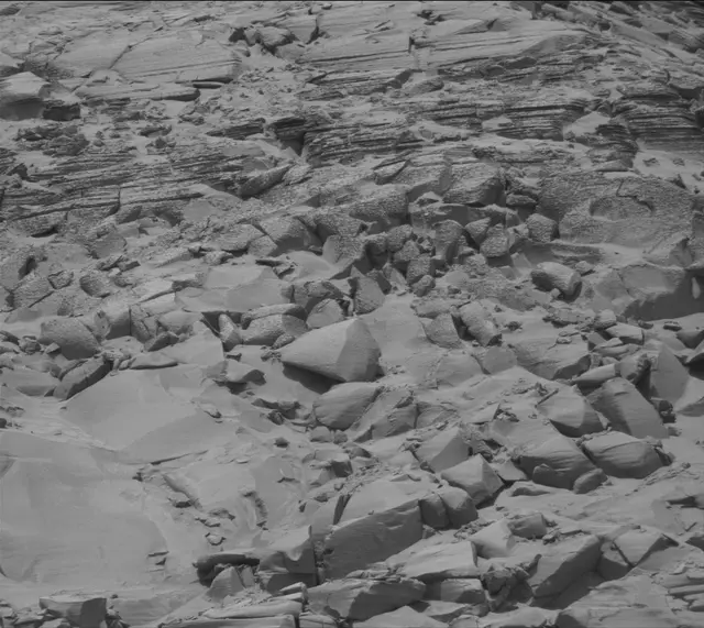 Sol 4413: Mast Camera (Mastcam)