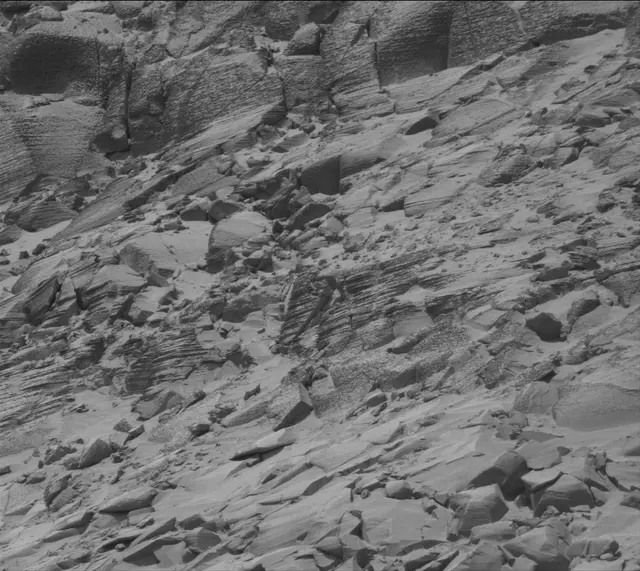 Sol 4413: Mast Camera (Mastcam)