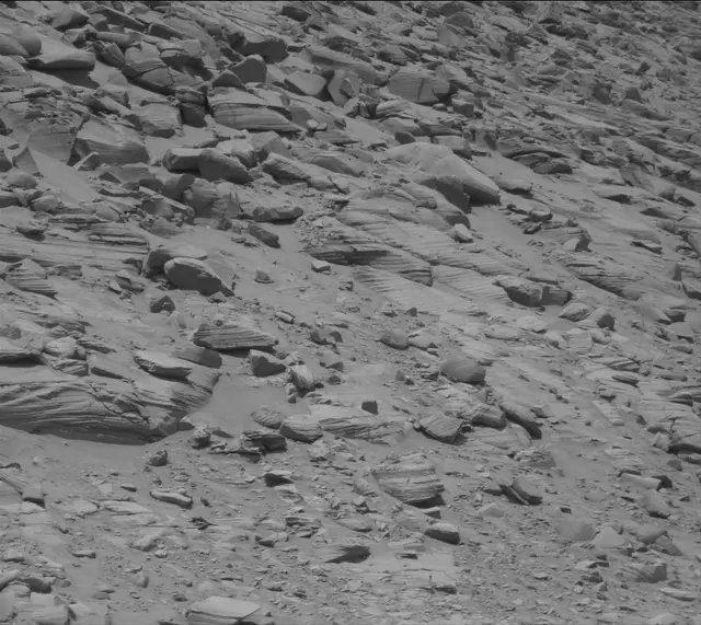 Sol 4413: Mast Camera (Mastcam)
