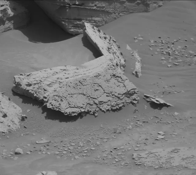 Sol 4416: Mast Camera (Mastcam)