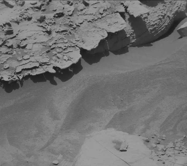 Sol 4416: Mast Camera (Mastcam)
