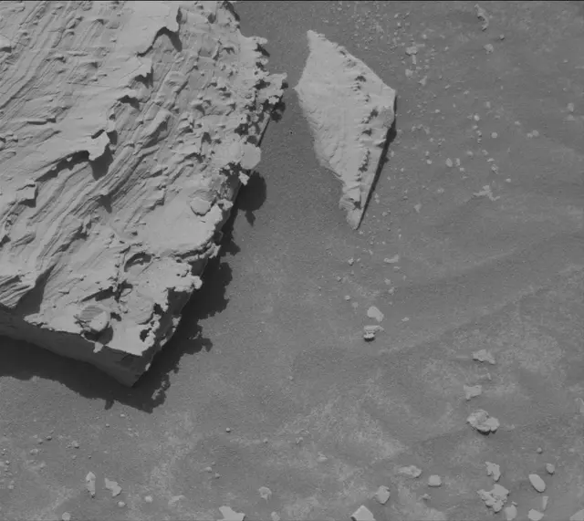 Sol 4416: Mast Camera (Mastcam)