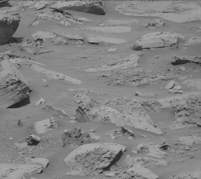 Sol 4417: Mast Camera (Mastcam)