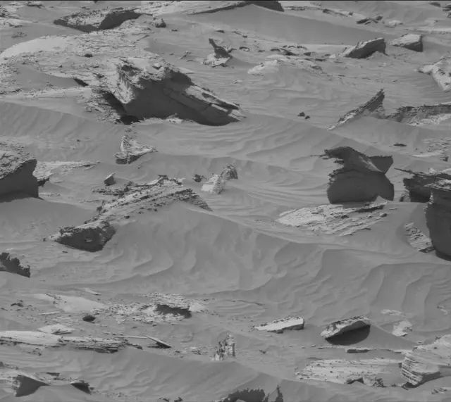 Sol 4417: Mast Camera (Mastcam)