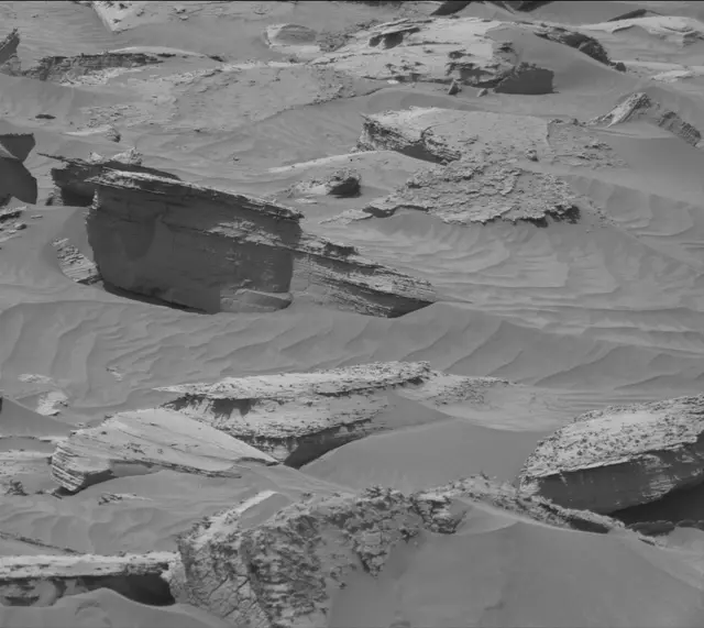 Sol 4417: Mast Camera (Mastcam)