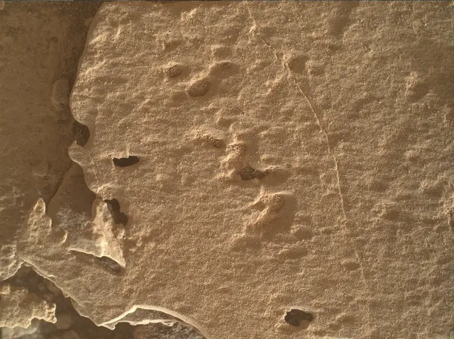 Sol 4417: Mars Hand Lens Imager (MAHLI)