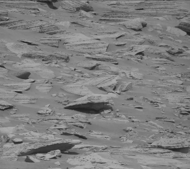 Sol 4425: Mast Camera (Mastcam)