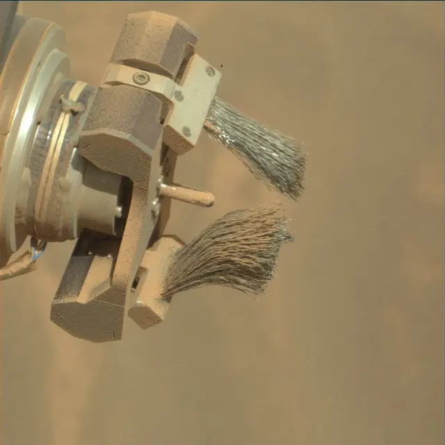 Sol 4425: Mast Camera (Mastcam)
