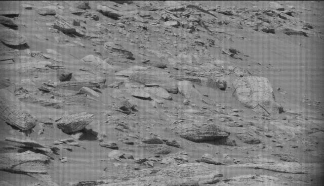 Sol 4427: Mast Camera (Mastcam)