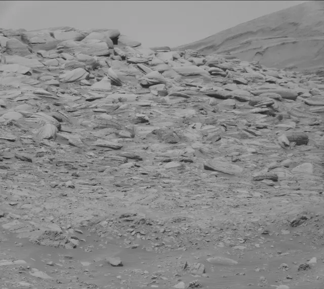 Sol 4427: Mast Camera (Mastcam)