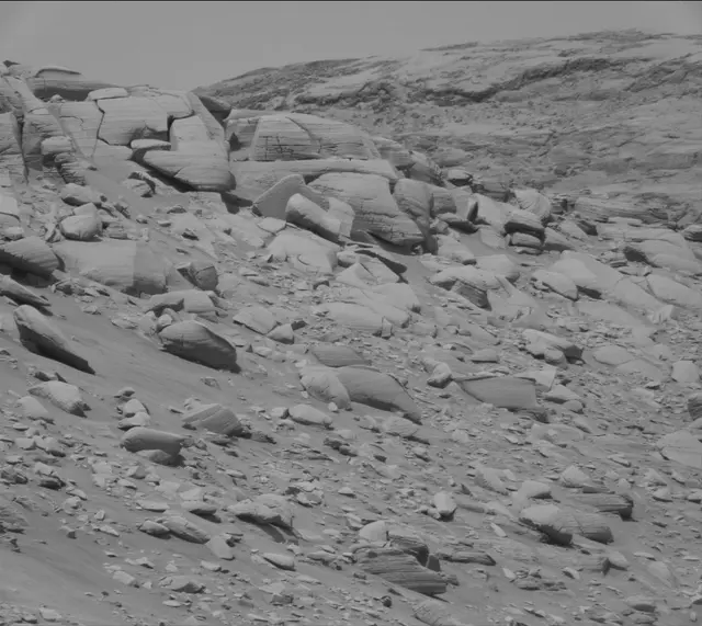 Sol 4427: Mast Camera (Mastcam)