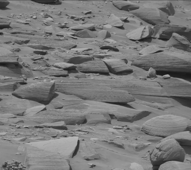 Sol 4427: Mast Camera (Mastcam)