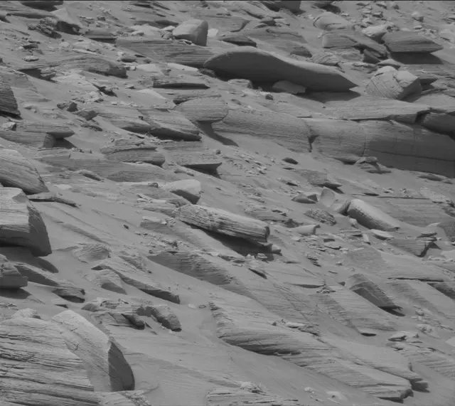 Sol 4427: Mast Camera (Mastcam)