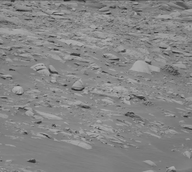 Sol 4427: Mast Camera (Mastcam)