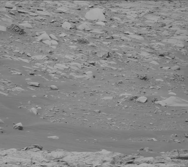 Sol 4427: Mast Camera (Mastcam)