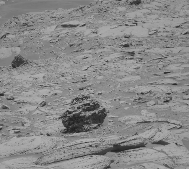 Sol 4427: Mast Camera (Mastcam)