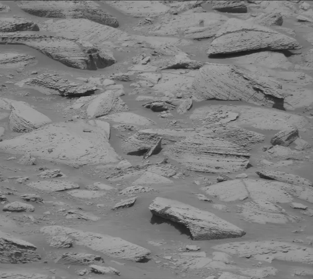 Sol 4427: Mast Camera (Mastcam)