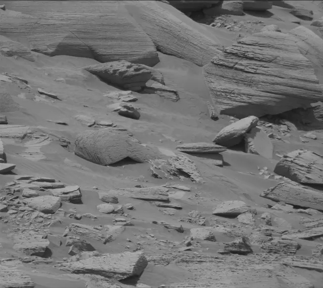 Sol 4427: Mast Camera (Mastcam)
