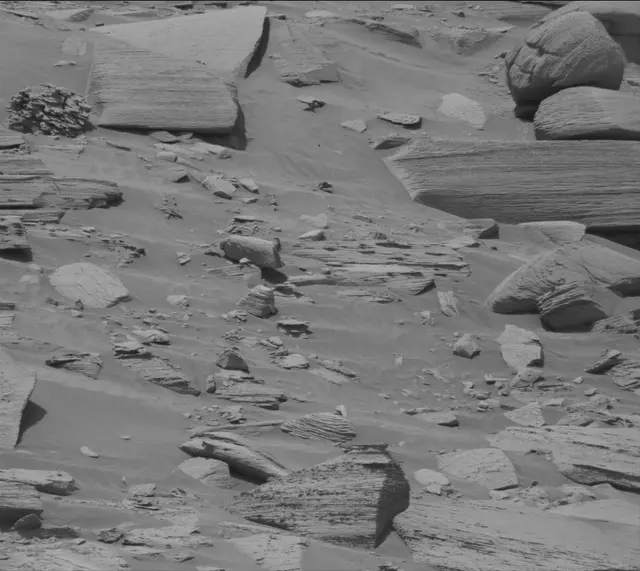 Sol 4427: Mast Camera (Mastcam)