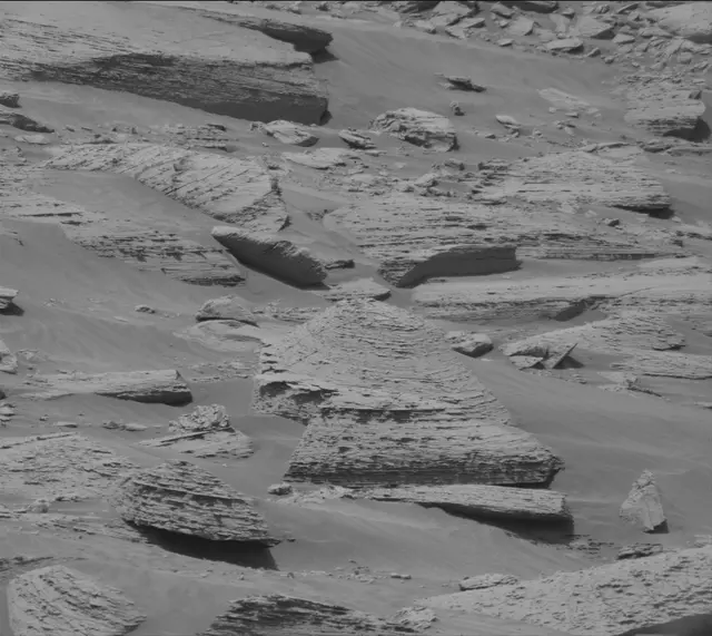 Sol 4427: Mast Camera (Mastcam)