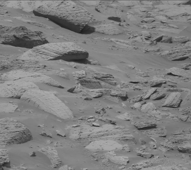 Sol 4427: Mast Camera (Mastcam)