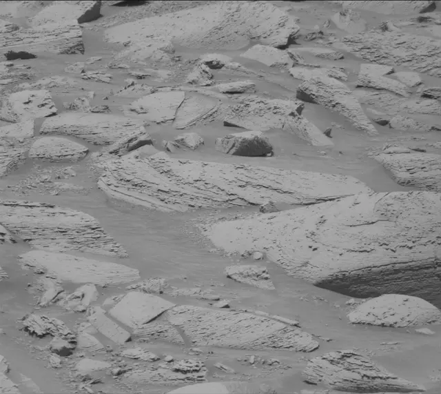 Sol 4427: Mast Camera (Mastcam)