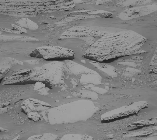 Sol 4427: Mast Camera (Mastcam)