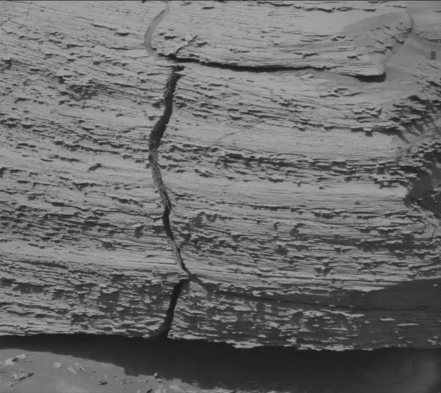 Sol 4427: Mast Camera (Mastcam)
