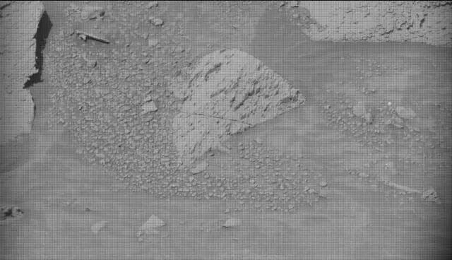 Sol 4428: Mast Camera (Mastcam)