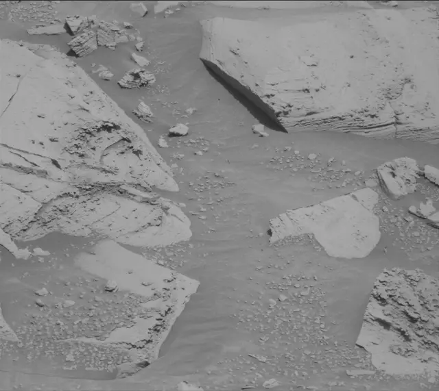 Sol 4428: Mast Camera (Mastcam)