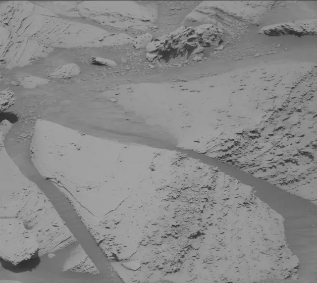 Sol 4428: Mast Camera (Mastcam)