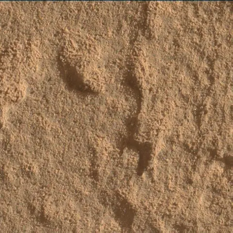Sol 4428: Mars Hand Lens Imager (MAHLI)