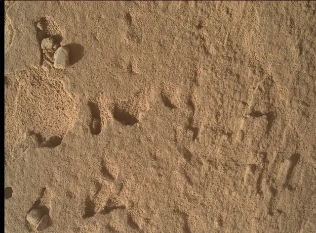 Sol 4428: Mars Hand Lens Imager (MAHLI)