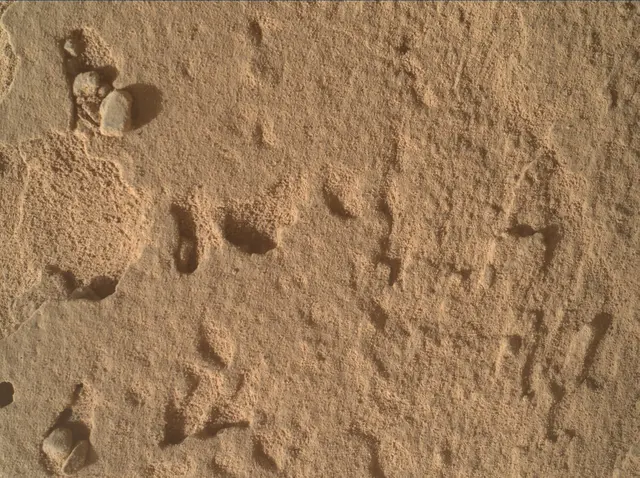 Sol 4428: Mars Hand Lens Imager (MAHLI)