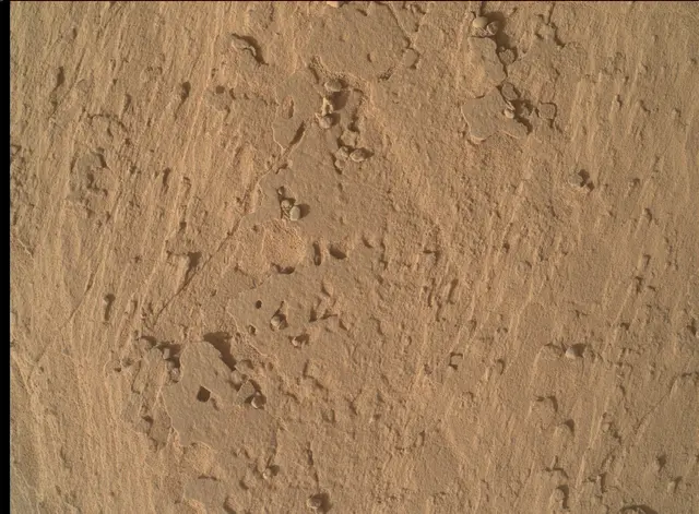 Sol 4428: Mars Hand Lens Imager (MAHLI)