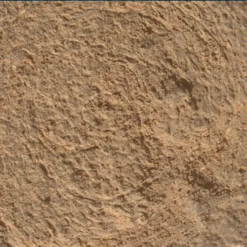 Sol 4428: Mars Hand Lens Imager (MAHLI)