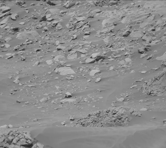 Sol 4431: Mast Camera (Mastcam)