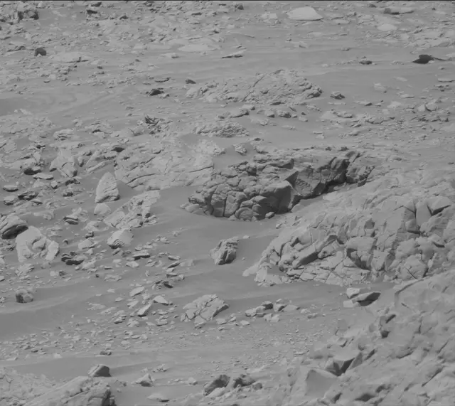 Sol 4431: Mast Camera (Mastcam)