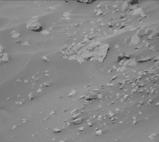 Sol 4431: Mast Camera (Mastcam)