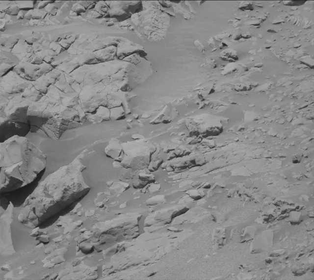 Sol 4431: Mast Camera (Mastcam)