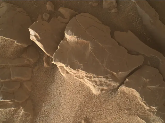 Sol 4431: Mars Hand Lens Imager (MAHLI)