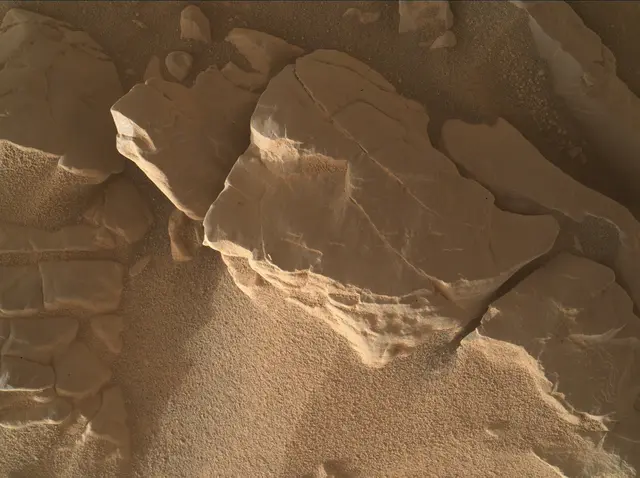 Sol 4431: Mars Hand Lens Imager (MAHLI)