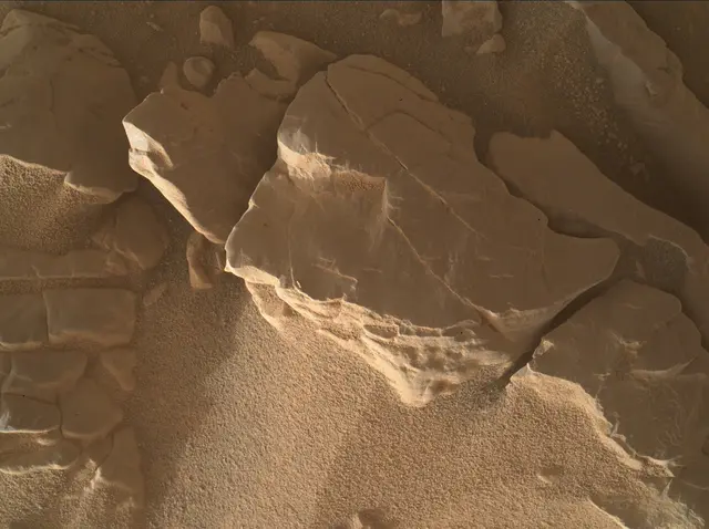 Sol 4431: Mars Hand Lens Imager (MAHLI)