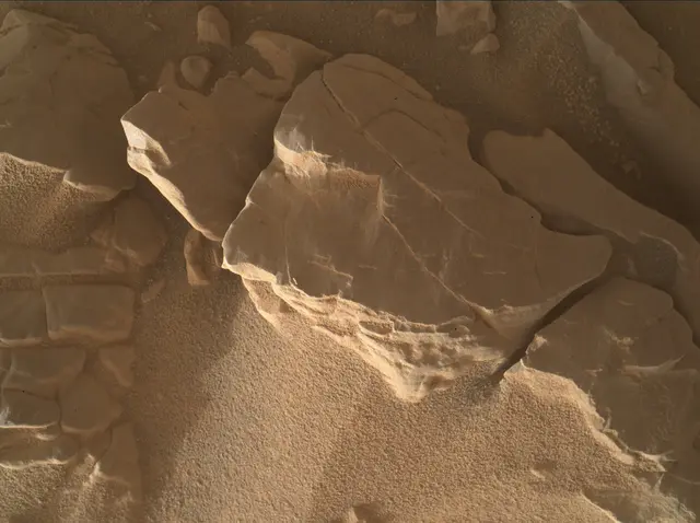 Sol 4431: Mars Hand Lens Imager (MAHLI)