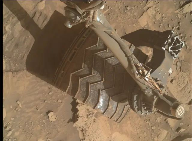 Sol 4432: Mars Hand Lens Imager (MAHLI)