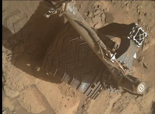 Sol 4432: Mars Hand Lens Imager (MAHLI)