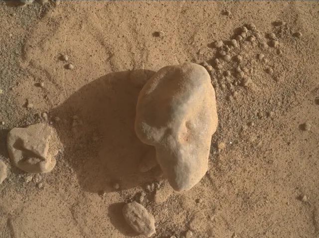 Sol 4434: Mars Hand Lens Imager (MAHLI)