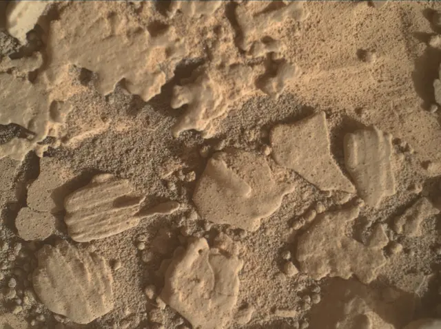Sol 4434: Mars Hand Lens Imager (MAHLI)