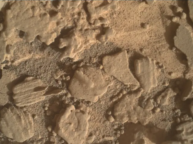 Sol 4434: Mars Hand Lens Imager (MAHLI)