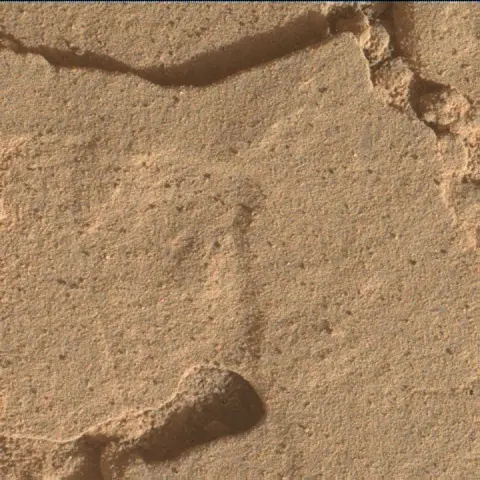 Sol 4434: Mars Hand Lens Imager (MAHLI)